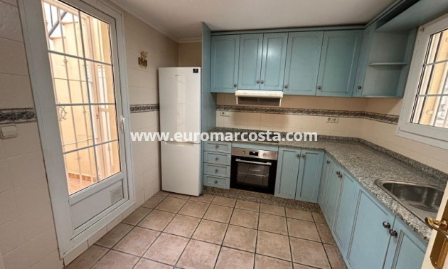 Objekte zum Wiederverkauf - Bungalow - Torrevieja - TORREVIEJA