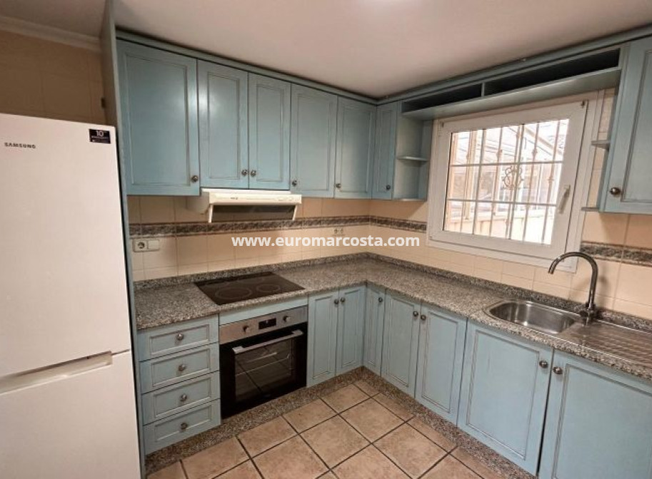 Objekte zum Wiederverkauf - Bungalow - Torrevieja - TORREVIEJA