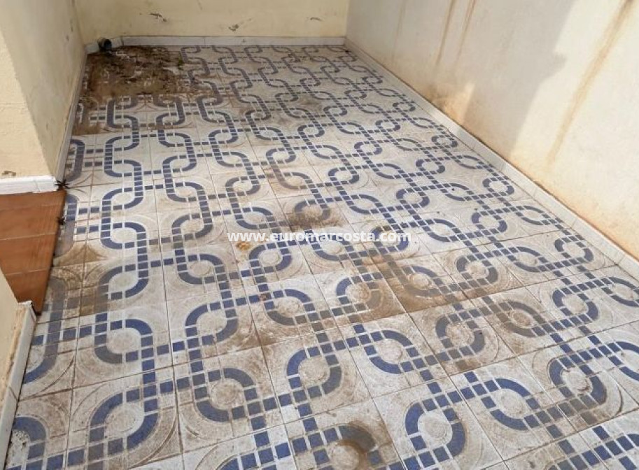 Objekte zum Wiederverkauf - Bungalow - Torrevieja - TORREVIEJA