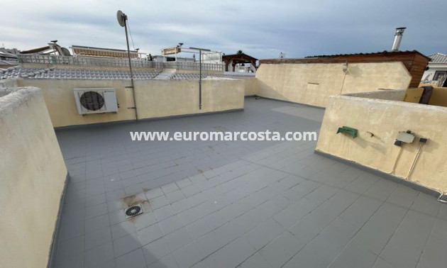 Objekte zum Wiederverkauf - Bungalow - Torrevieja - TORREVIEJA