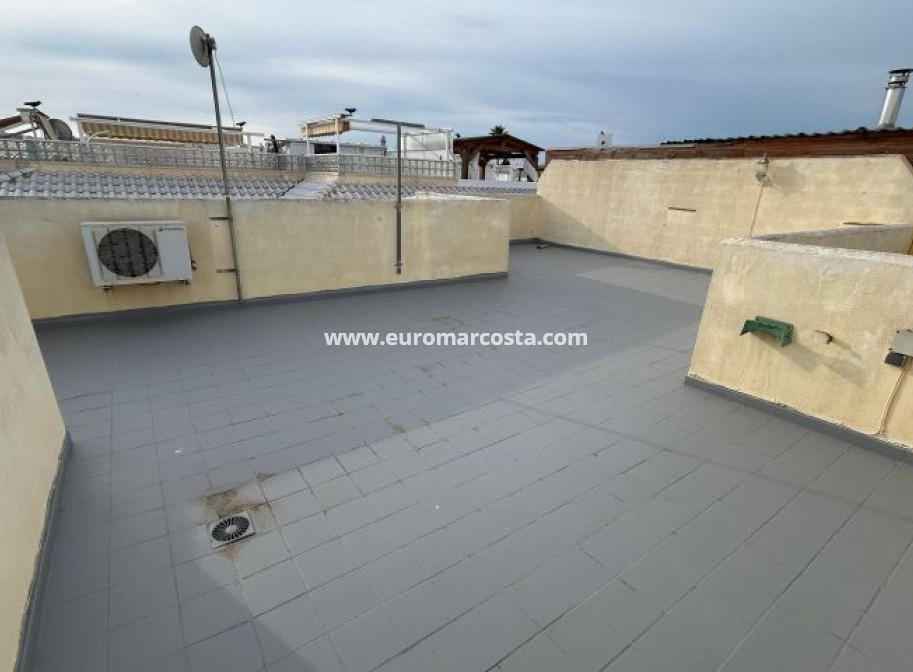 Objekte zum Wiederverkauf - Bungalow - Torrevieja - TORREVIEJA