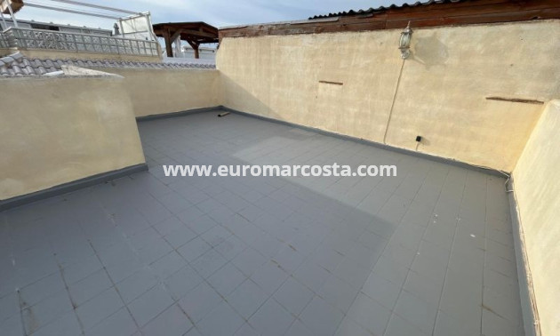 Objekte zum Wiederverkauf - Bungalow - Torrevieja - TORREVIEJA