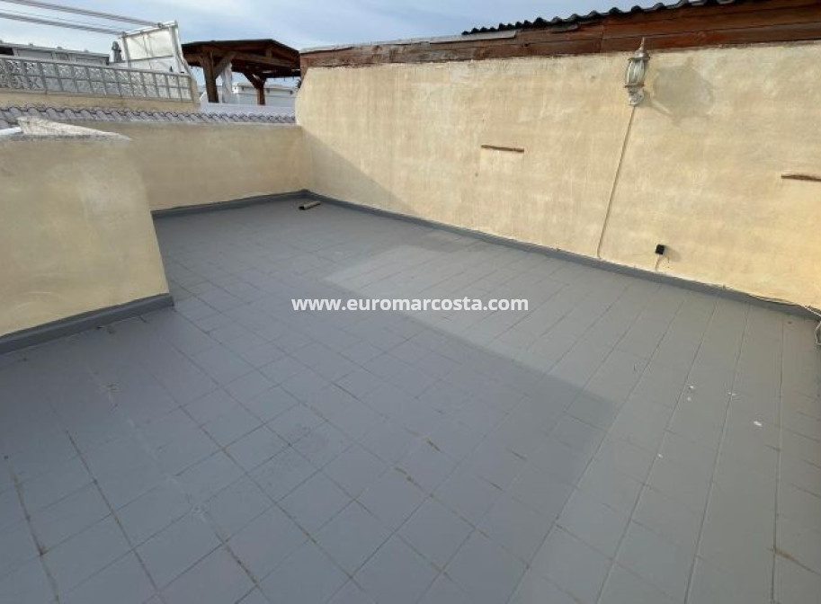 Objekte zum Wiederverkauf - Bungalow - Torrevieja - TORREVIEJA