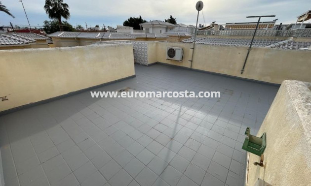 Objekte zum Wiederverkauf - Bungalow - Torrevieja - TORREVIEJA
