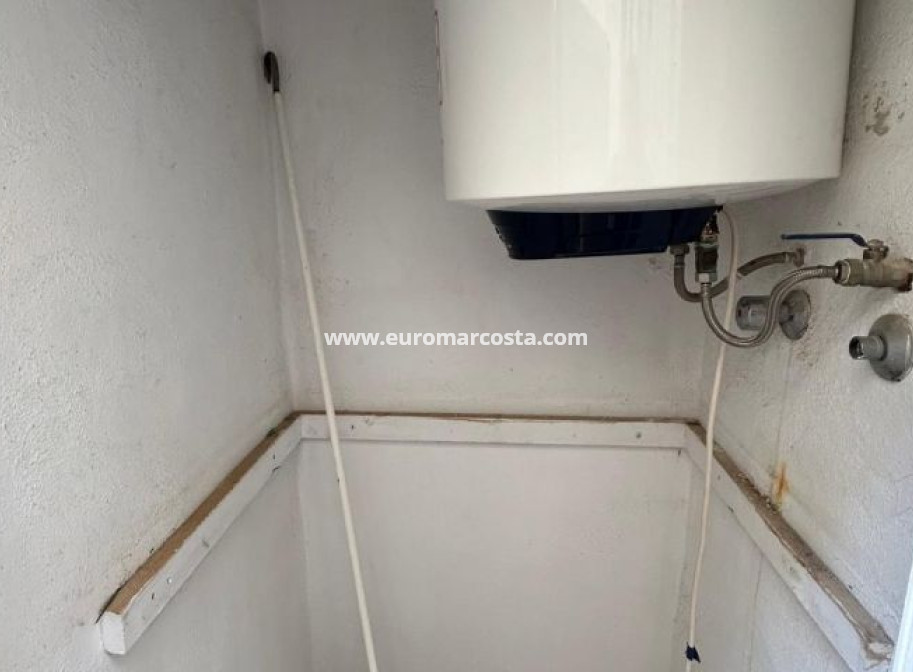 Objekte zum Wiederverkauf - Bungalow - Torrevieja - TORREVIEJA