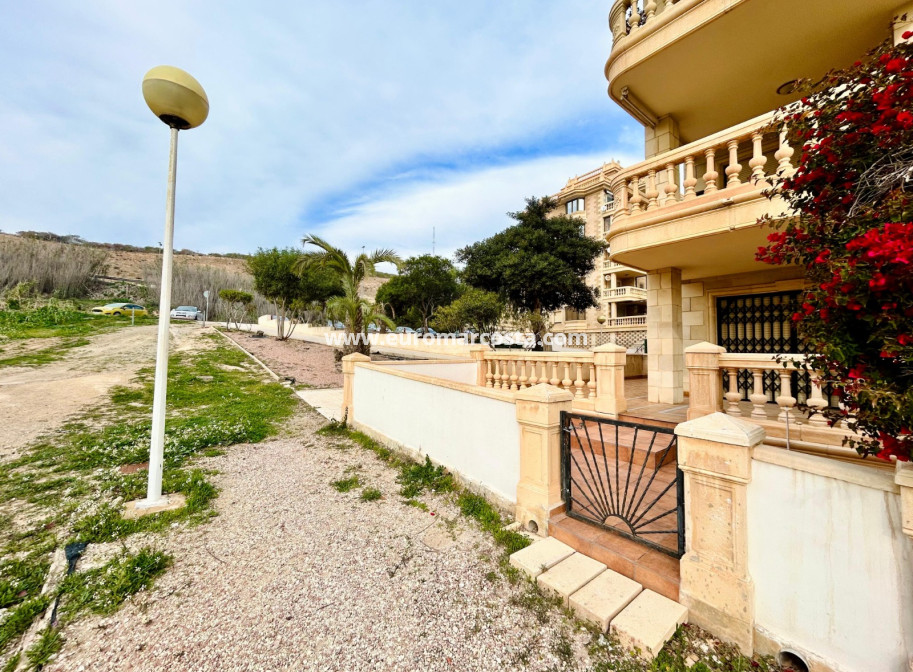 Sale - Apartment / flat - Guardamar del Segura - Guardamar