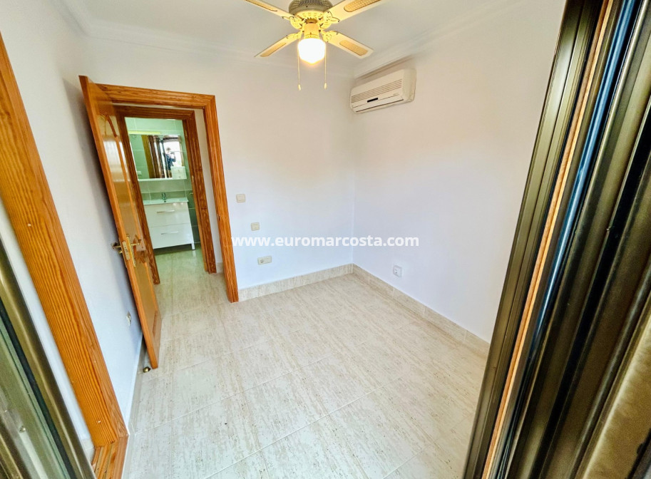 Sale - Apartment / flat - Guardamar del Segura - Guardamar