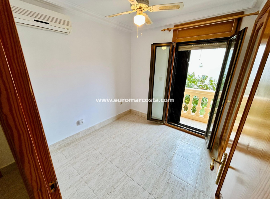 Sale - Apartment / flat - Guardamar del Segura - Guardamar