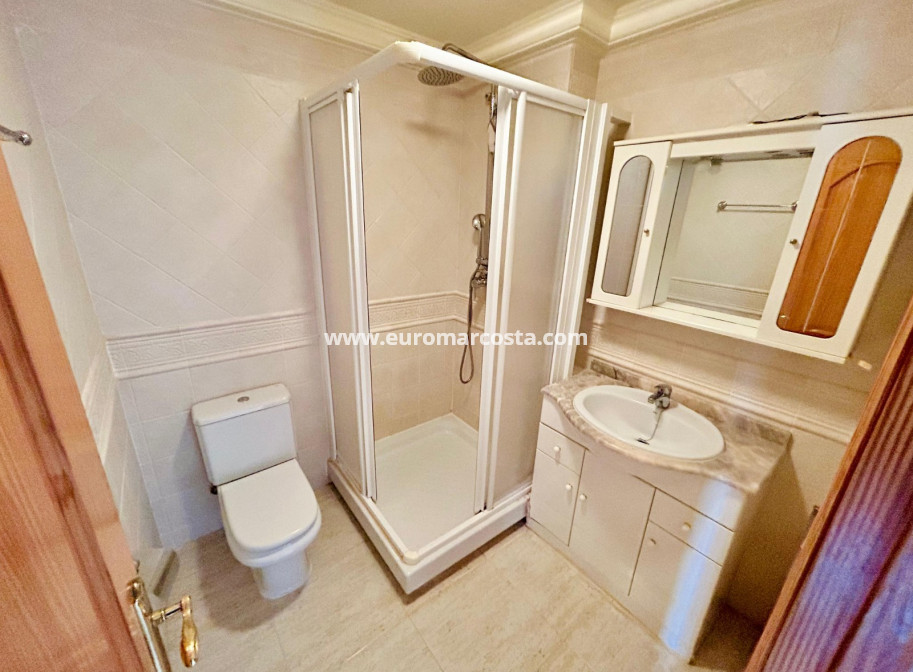 Sale - Apartment / flat - Guardamar del Segura - Guardamar