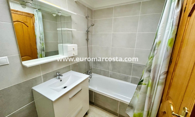 Sale - Apartment / flat - Guardamar del Segura - Guardamar