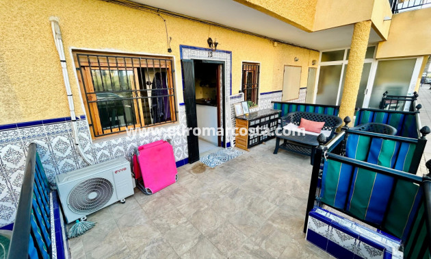 Sale - Duplex apartment - Torrevieja - La Mata