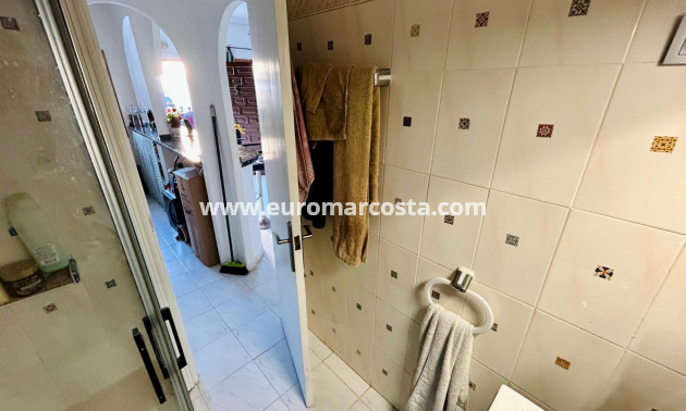 Sale - Duplex apartment - Torrevieja - La Mata