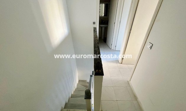 Sale - Duplex apartment - Torrevieja - La Mata