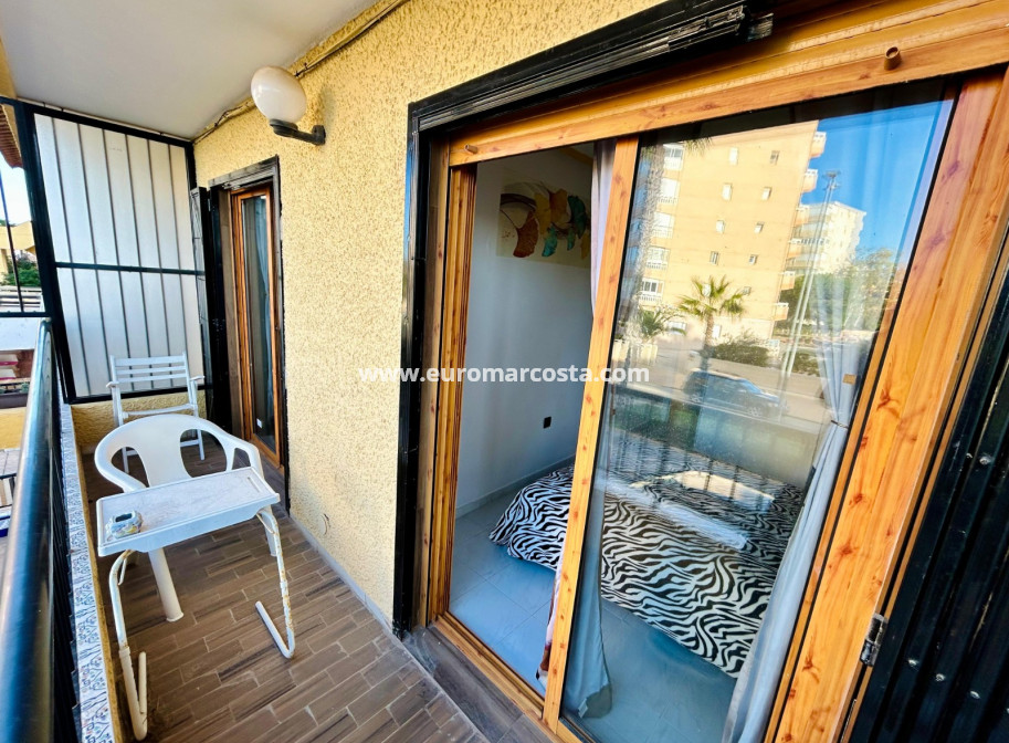 Sale - Duplex apartment - Torrevieja - La Mata