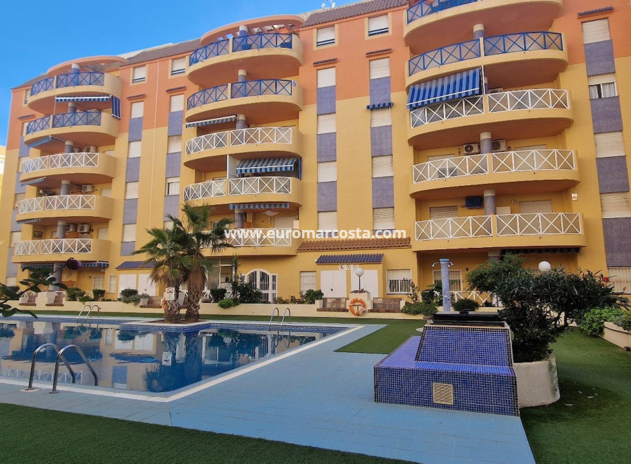Objekte zum Wiederverkauf - Wohnung - Torrevieja - TORREVIEJA