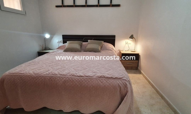 Objekte zum Wiederverkauf - Wohnung - Torrevieja - TORREVIEJA