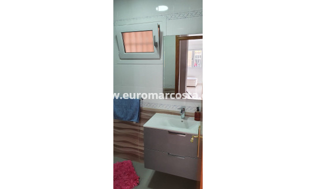 Objekte zum Wiederverkauf - Wohnung - Torrevieja - TORREVIEJA