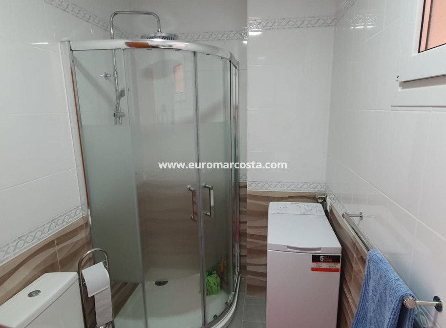 Objekte zum Wiederverkauf - Wohnung - Torrevieja - TORREVIEJA