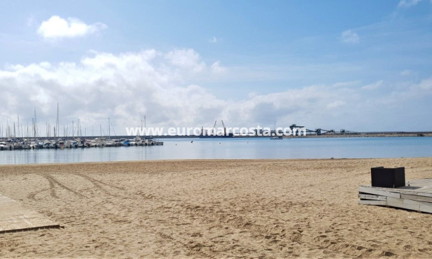 Objekte zum Wiederverkauf - Wohnung - Torrevieja - TORREVIEJA