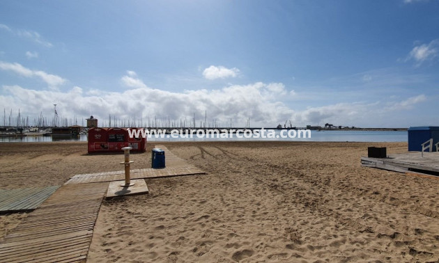 Objekte zum Wiederverkauf - Wohnung - Torrevieja - TORREVIEJA