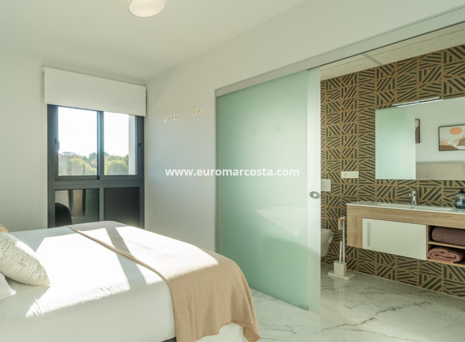 Sale - Apartment / flat - Orihuela Costa