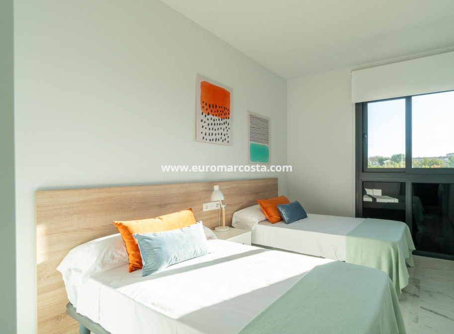 Sale - Apartment / flat - Orihuela Costa