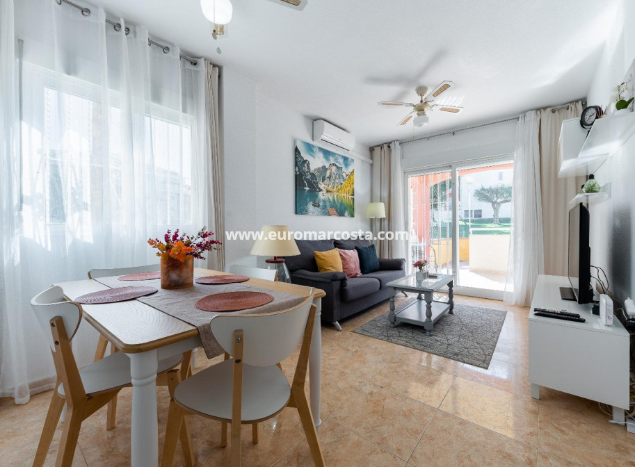 Sale - Apartment / flat - Torrevieja - PLAYA DE LA MATA