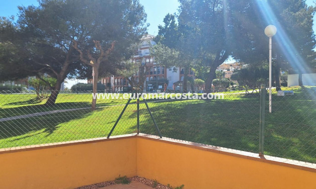 Sale - Apartment / flat - Torrevieja - PLAYA DE LA MATA