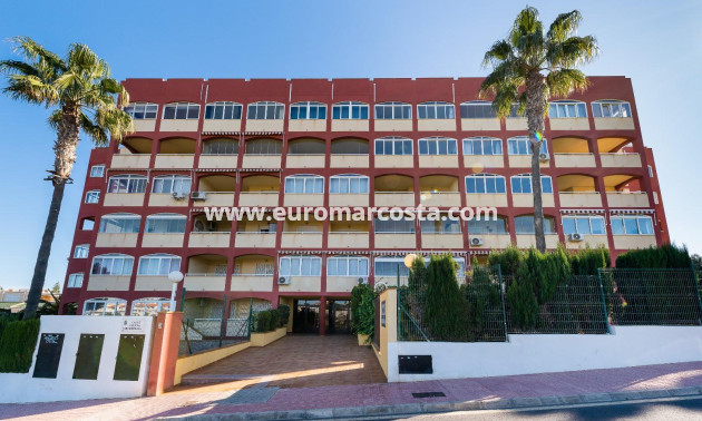 Objekte zum Wiederverkauf - Wohnung - Torrevieja - PLAYA DE LA MATA