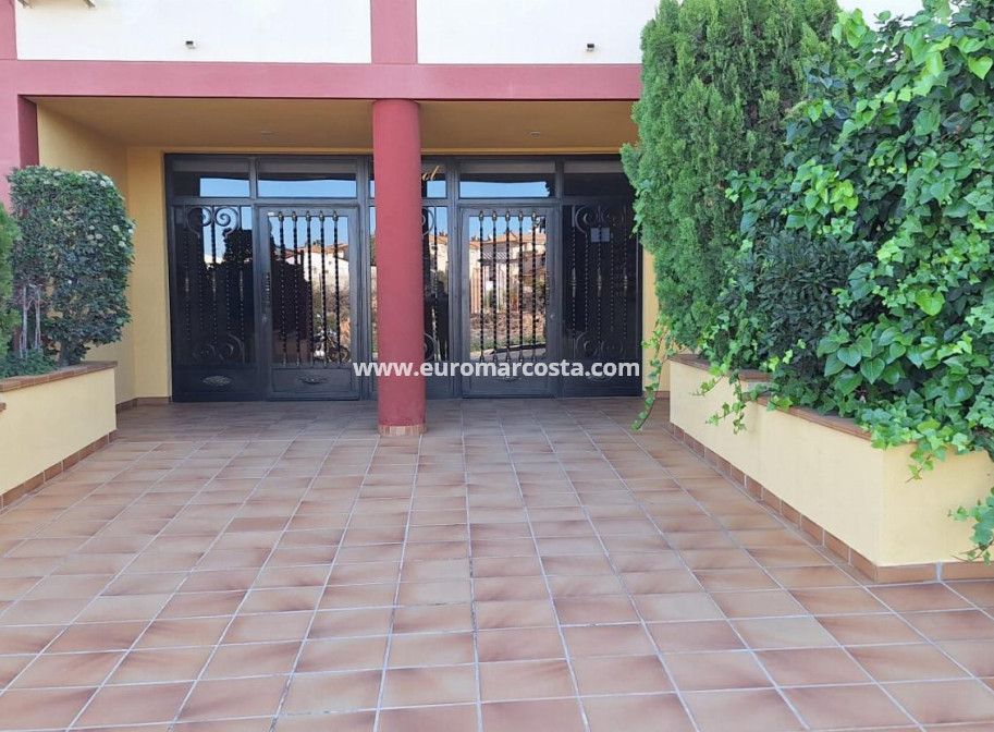 Sale - Apartment / flat - Torrevieja - PLAYA DE LA MATA