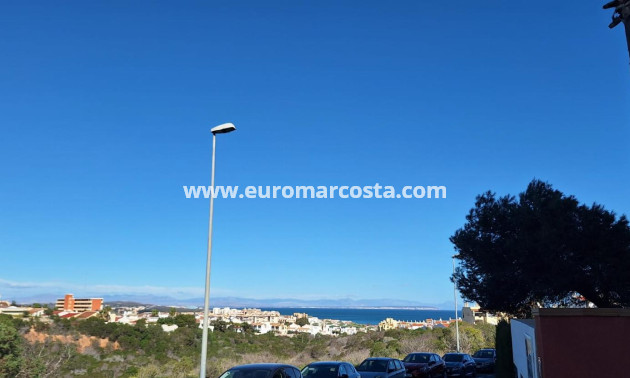 Sale - Apartment / flat - Torrevieja - PLAYA DE LA MATA