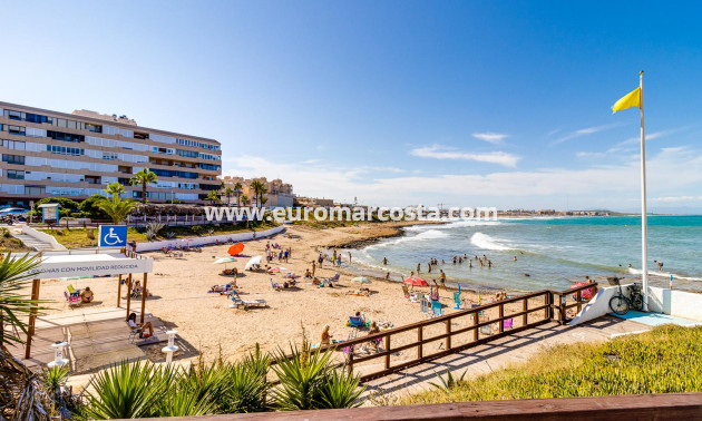 Objekte zum Wiederverkauf - Wohnung - Torrevieja - PLAYA DE LA MATA