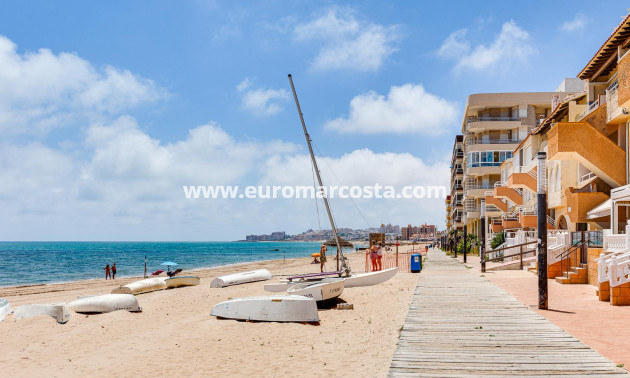 Objekte zum Wiederverkauf - Wohnung - Torrevieja - PLAYA DE LA MATA