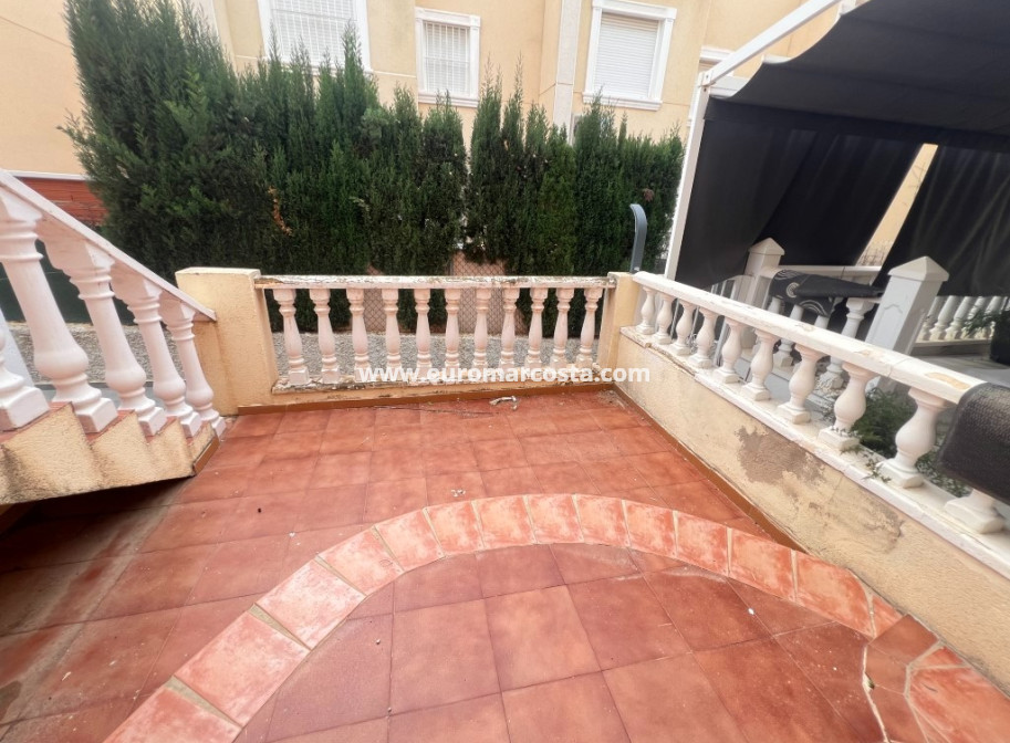 Sale - Bungalow Planta Baja - Guardamar del Segura