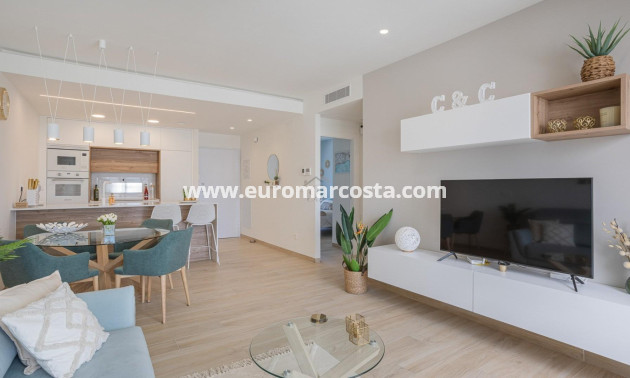 Sale - Apartment / flat - Guardamar del Segura - EL RASO