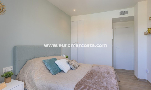 Venta - Apartamento / piso - Guardamar del Segura - EL RASO