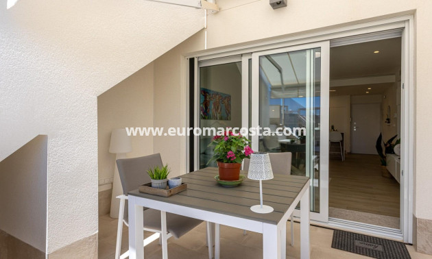 Sale - Apartment / flat - Guardamar del Segura - EL RASO