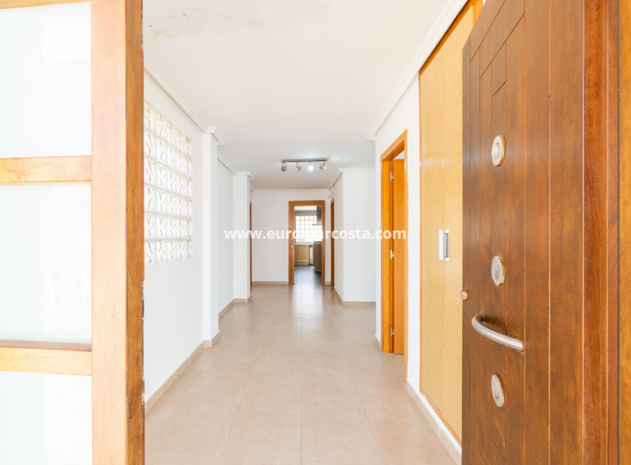 Venta - Villa - Torrevieja - Aguas nuevas 2