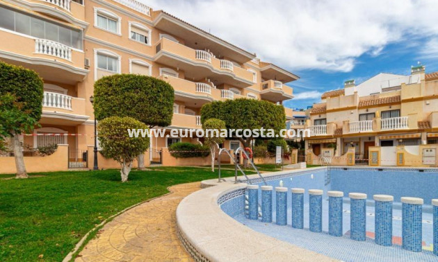 Sale - Apartment / flat - Orihuela Costa - Costa blanca