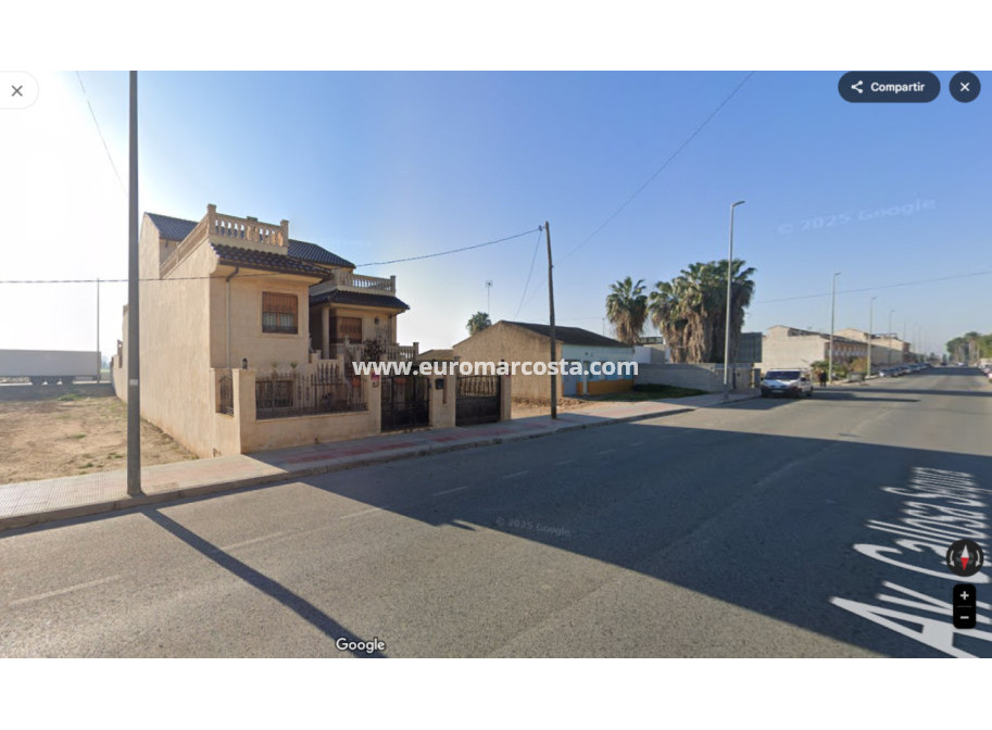 Sale - Detached House / Villa - Catral