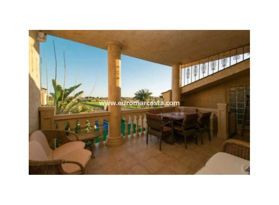 Sale - Detached House / Villa - Catral
