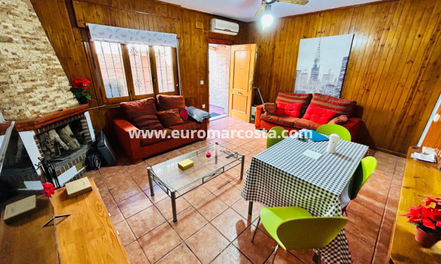 Venta - Chalet - Torrevieja - TORREVIEJA