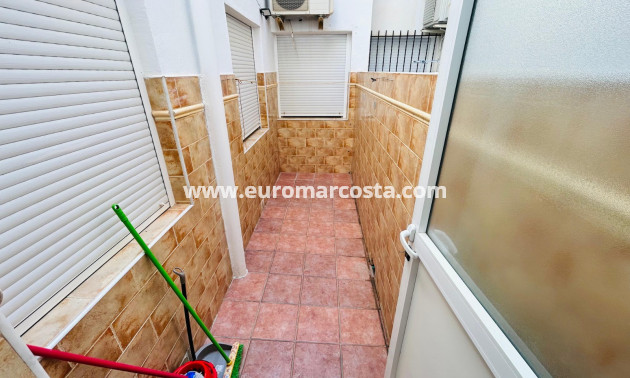 Venta - Chalet - Torrevieja - TORREVIEJA