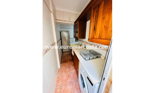 Venta - Chalet - Torrevieja - TORREVIEJA