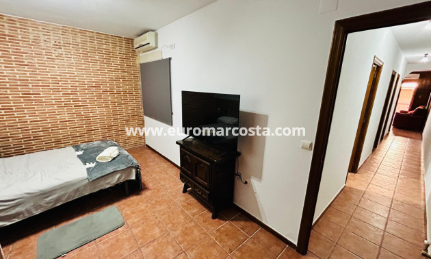 Venta - Chalet - Torrevieja - TORREVIEJA