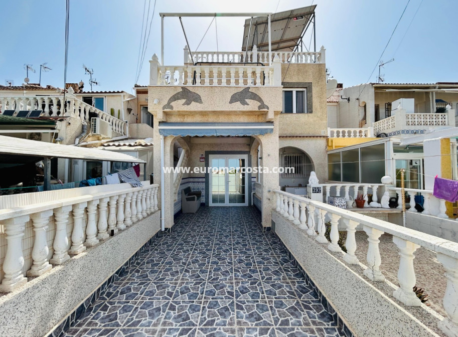 Objekte zum Wiederverkauf - Stadthaus - Torrevieja - TORREVIEJA