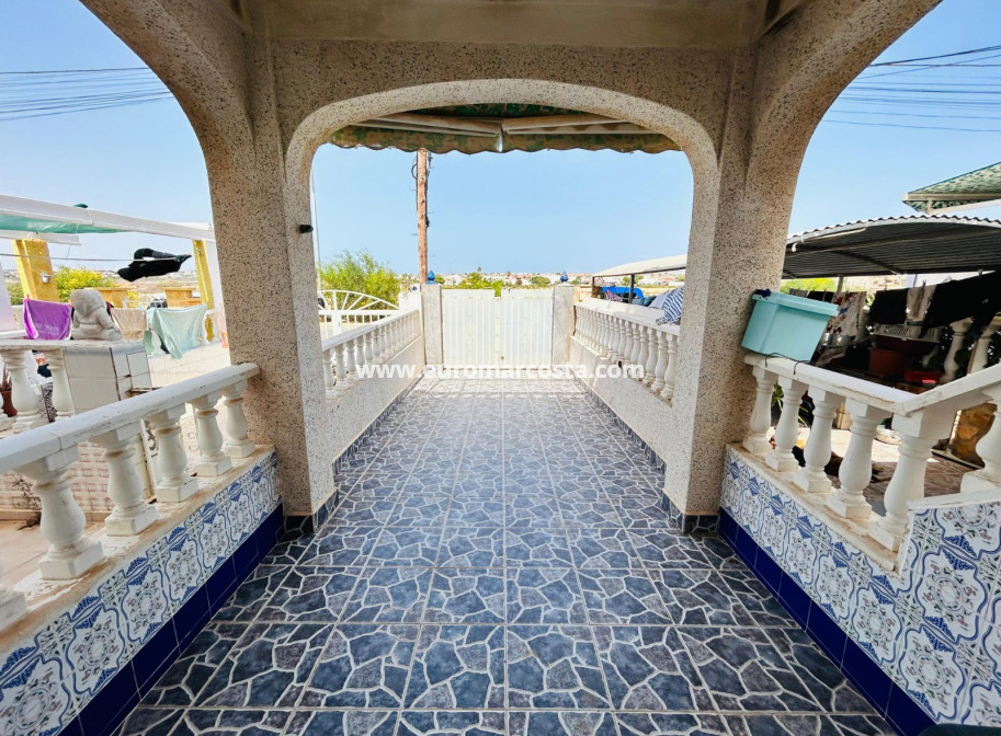 Objekte zum Wiederverkauf - Stadthaus - Torrevieja - TORREVIEJA