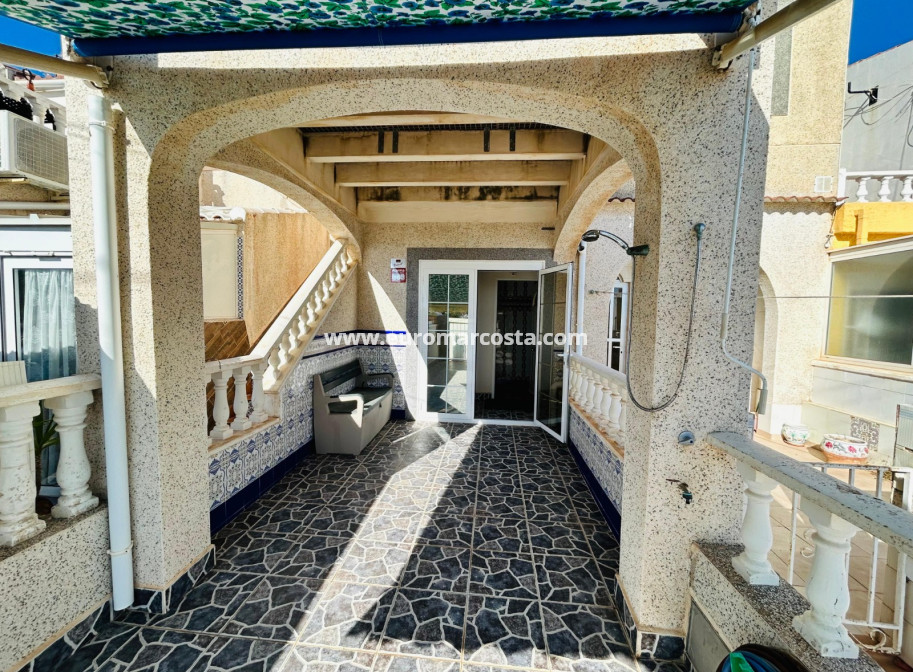 Objekte zum Wiederverkauf - Stadthaus - Torrevieja - TORREVIEJA