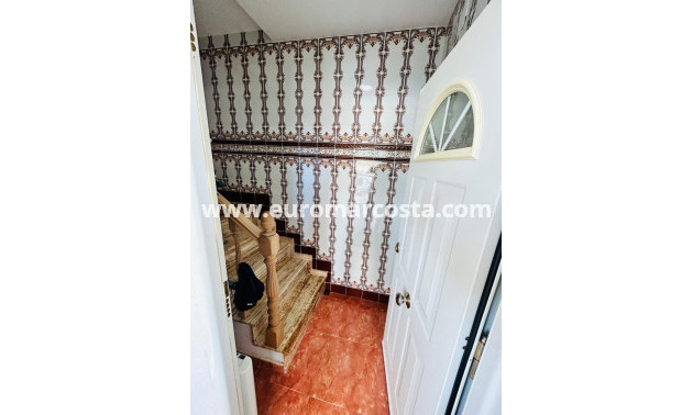 Objekte zum Wiederverkauf - Stadthaus - Torrevieja - TORREVIEJA