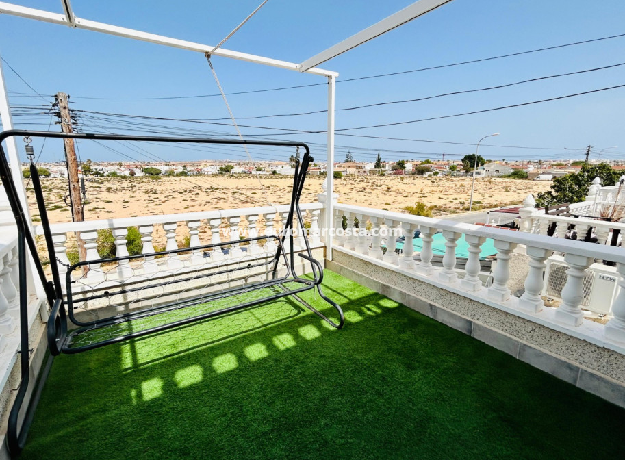 Objekte zum Wiederverkauf - Stadthaus - Torrevieja - TORREVIEJA